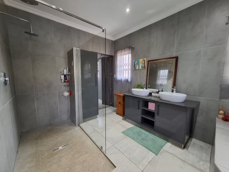 3 Bedroom Property for Sale in Heuwelsig Free State